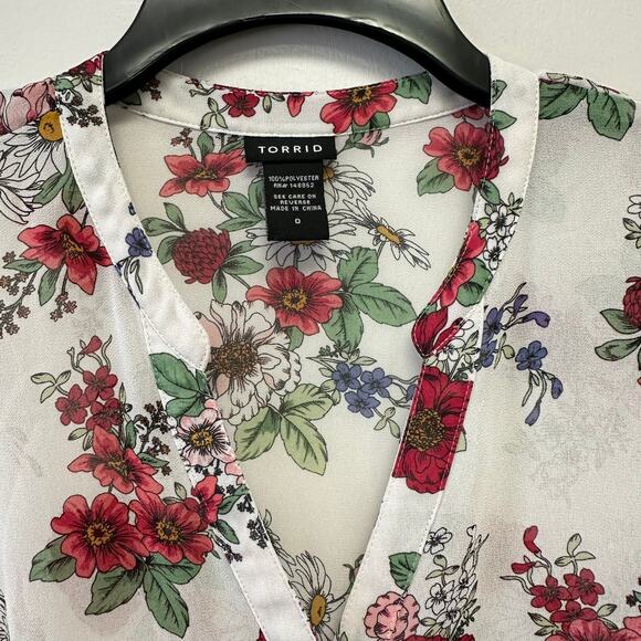 Torrid Floral Short Sleeve Top - Red and White - Picture 6 of 8